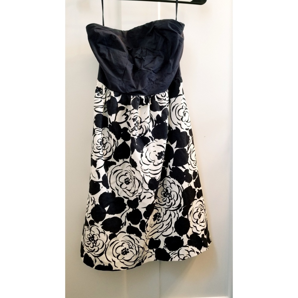 Floral strapless Deletta dress